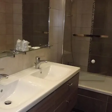 La Cocotte Gourmande Hotel